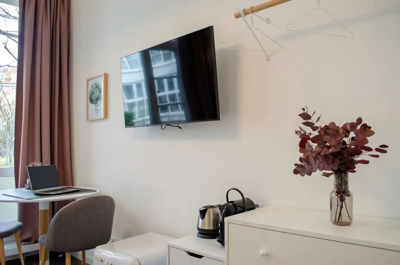 Homely Stay Studio 8 - Relaxed Self-Check-In Room In Munich
