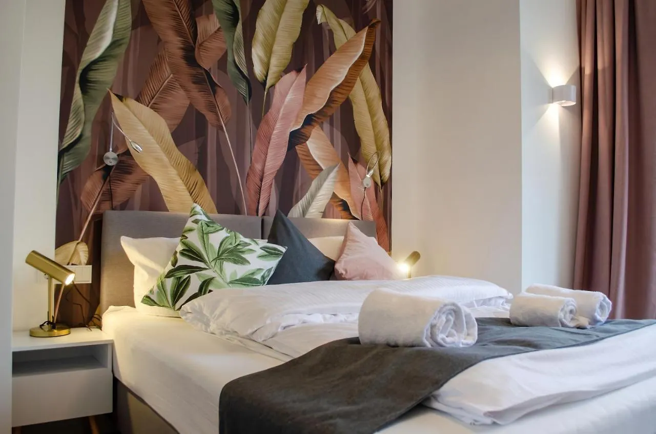 Apartment Homely Stay Studio 8 - Relaxed Self-Check-In Room In Munich